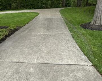Restoring a driveway and sidewalk in Perrysburg, OH