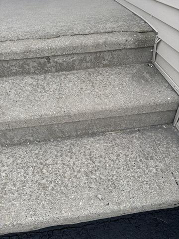 Repairing a porch cap in Findlay, OH