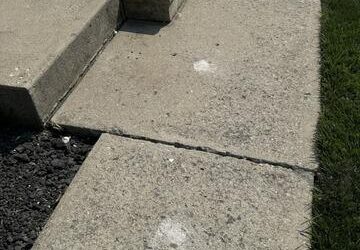 A Step-by-Step Front Steps Replacement Guide for Homeowners